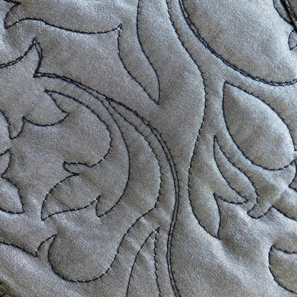 J Jill Gray Collarless Quilted Jacket 100% Silk Large - Picture 7 of 7